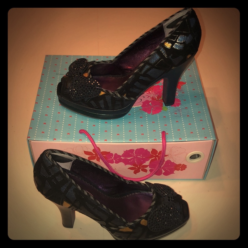 Poetic License Peek A Boo Love Pumps